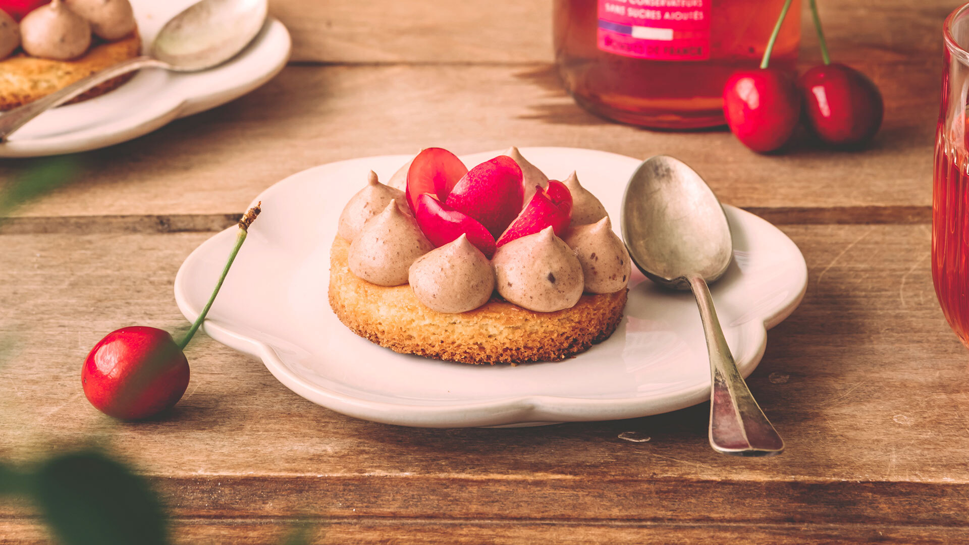 Tartelettes chocolat au lait et cerise