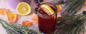 Mocktail pomme, lavande, et myrtille